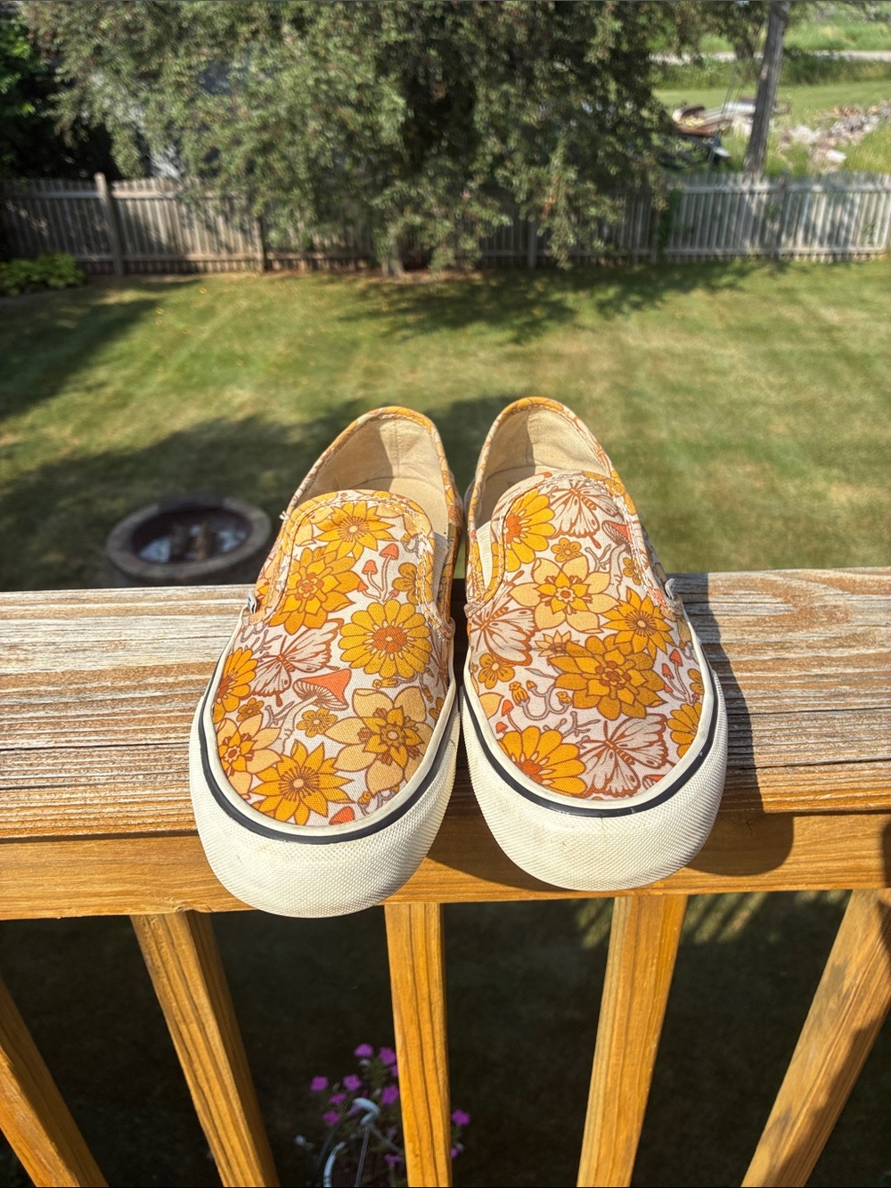 Vans Classic Slip-On Floral Sneakers in Yellow/Orange - Picture 2 of 5